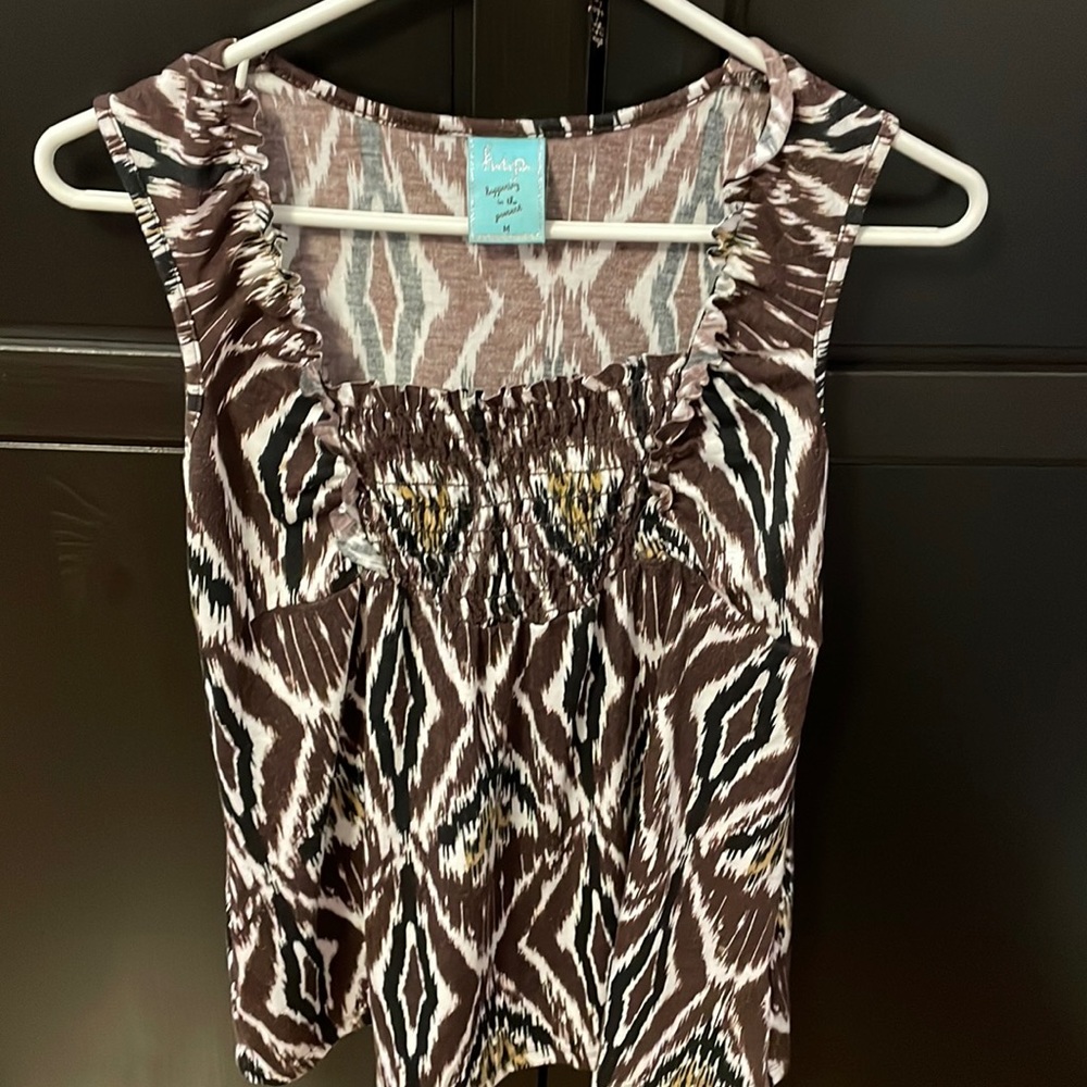 H.I.P. Brand women’s sleeveless top.From Nordstrom.Size M Gathering below neck.